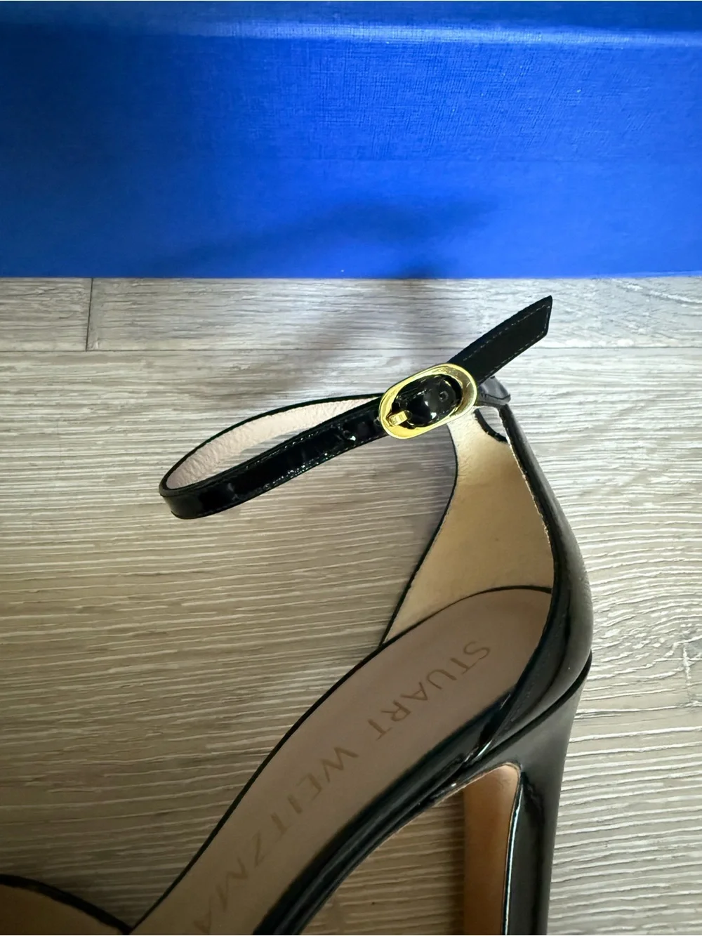 Stuart Weitzman stuart weitzman